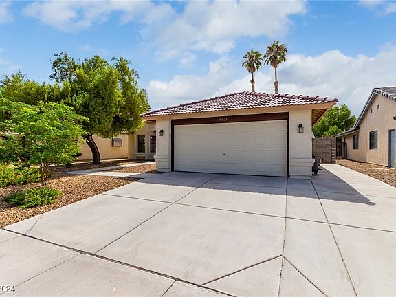 2nd image of 4323 Veranda Hill Ct