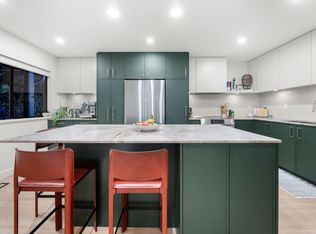 1910 Cedar Village Cres #34, North Vancouver, BC V7J 3M5