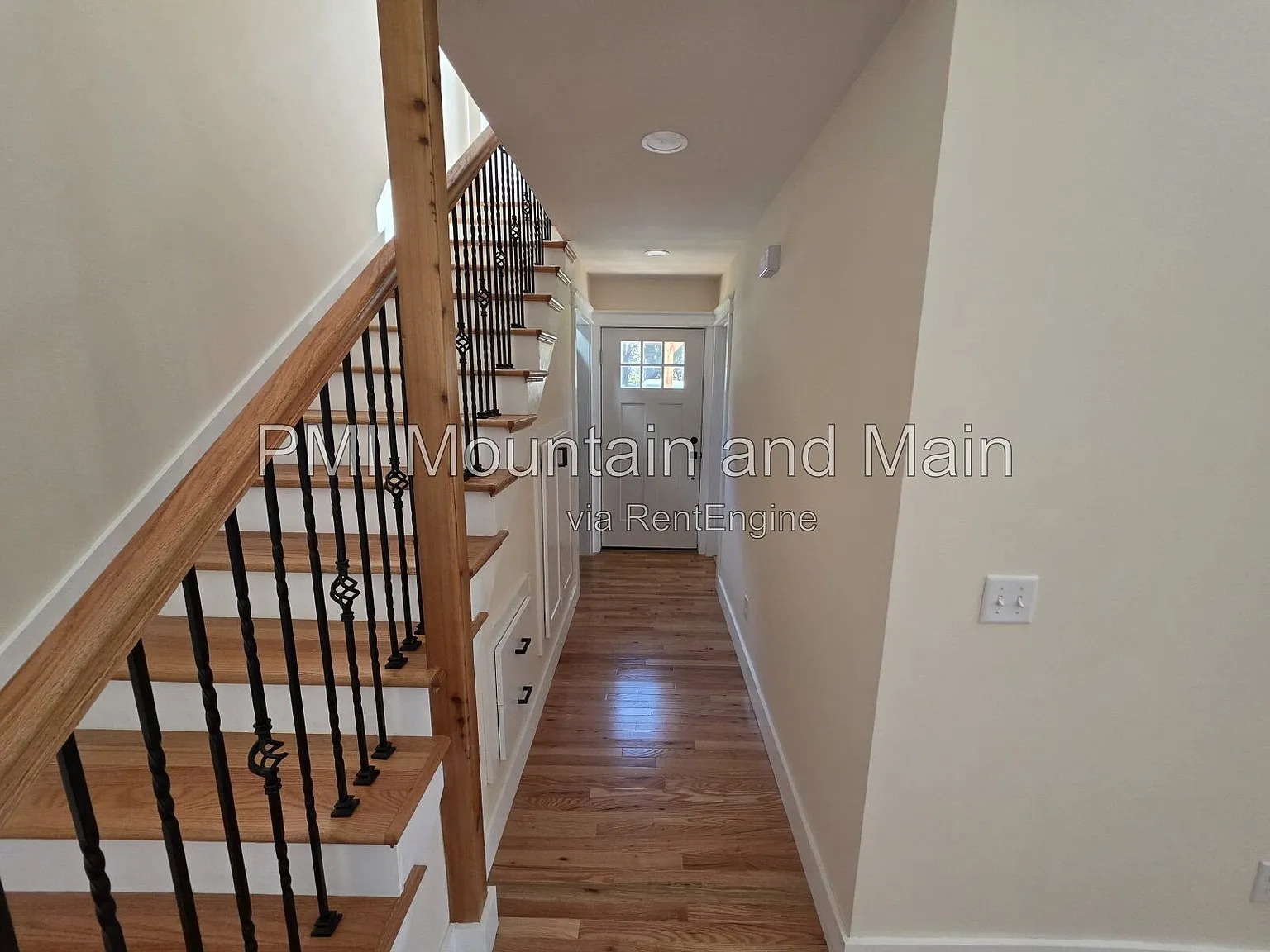 2 bed, 2.0 bath, $1,795 — Photo 4