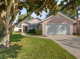 1355 Linkside Dr, Atlantic Beach, FL 32233