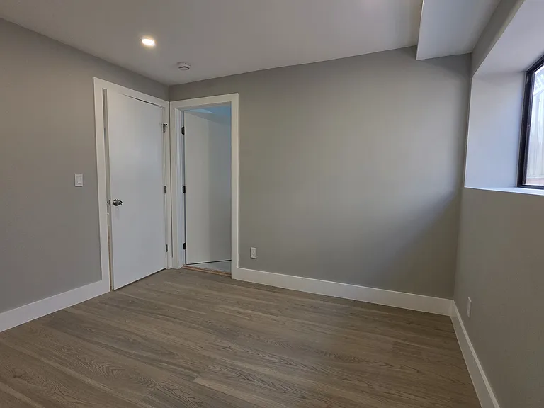 373 Avalon Dr #A — Photo 15