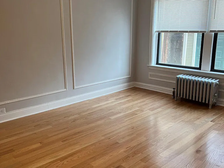 2351 W Wilson Ave #104 — Photo 4