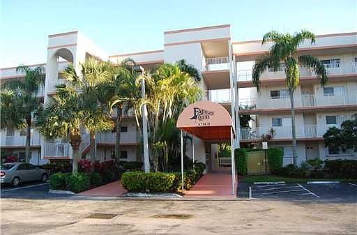 Home For Sale In Lucerne Lakes