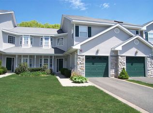 77 Willow Wood Dr, East Setauket, NY 11733