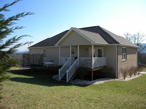 3rd image of 145 Landon Dr