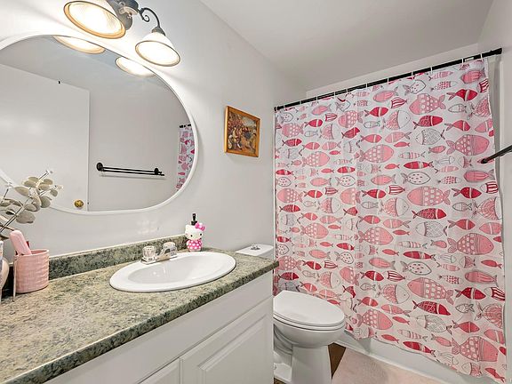 5th image of 1130 Willemar Ave #301