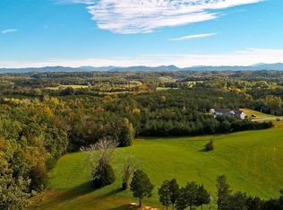848 Joe Reed Rd, Bybee, TN 37713