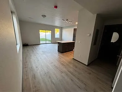 4903 E Grace Ave — Photo 15