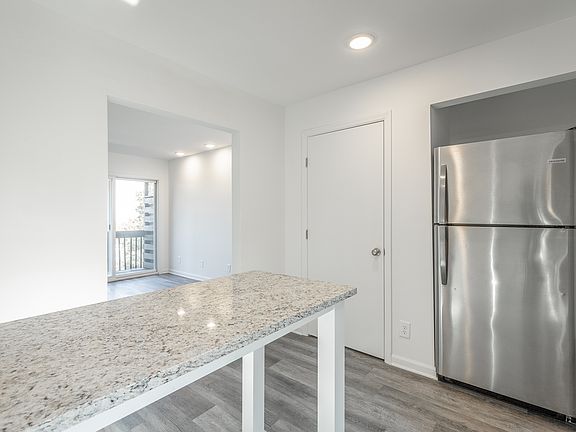 2nd image of 79 Shallowford Rd