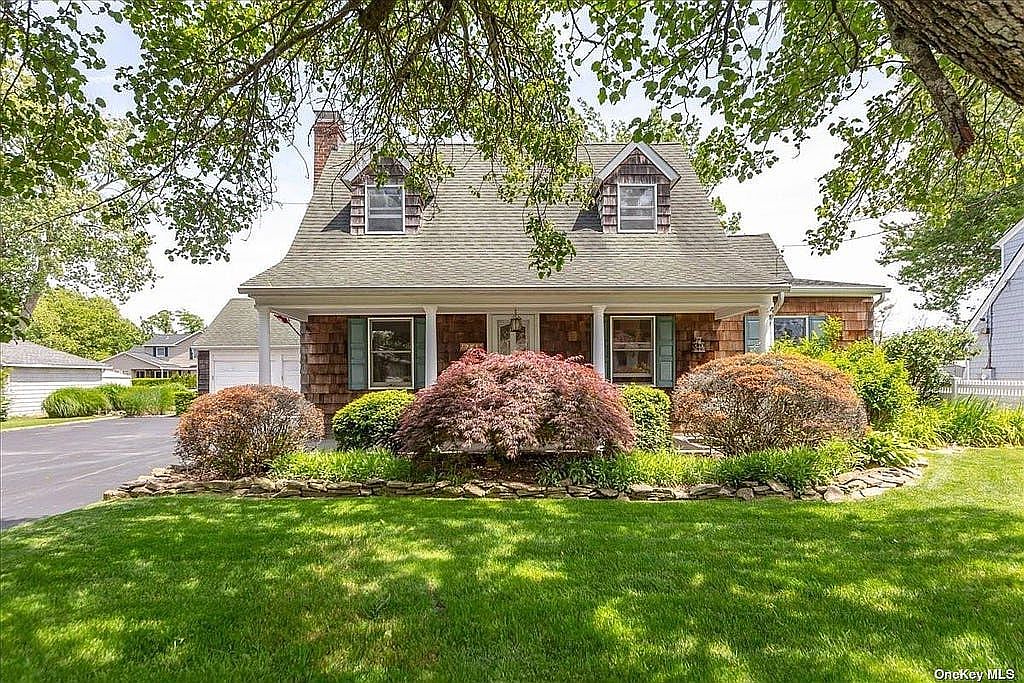 26 Lebrun Ave, Amityville, NY 11701 Zillow