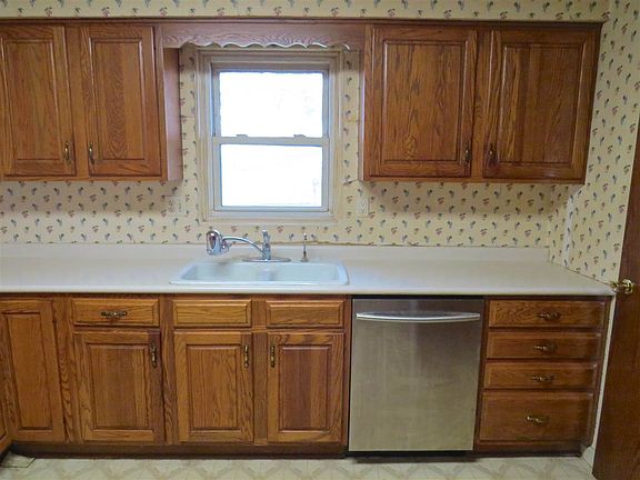 3rd image of 6523 S County Road 500 W