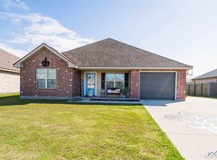 410 Galvez Ln, Houma, LA 70363