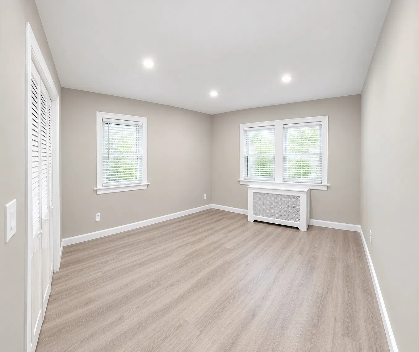 14 Magnolia St — Photo 2