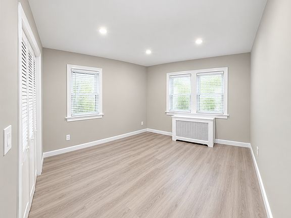 2nd image of 14 Magnolia St Floor 2