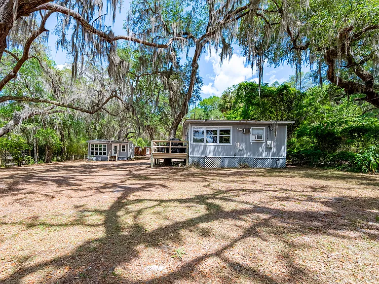 E Cowpen Lake Rd — Photo 3