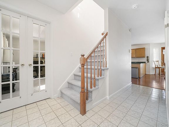 5th image of 70 Woodland Road