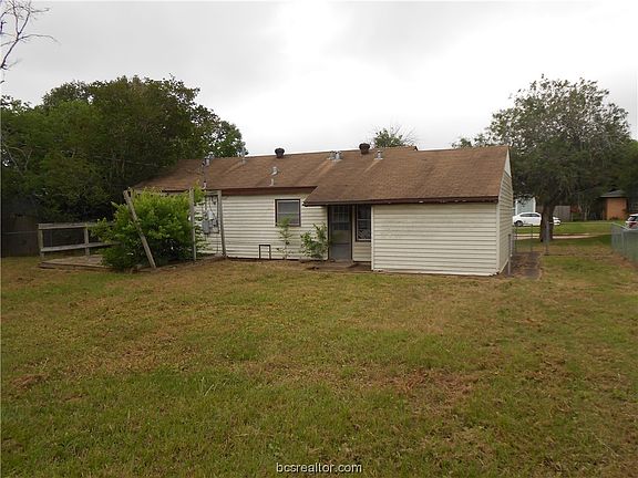 4th image of 4325 Nagle St #Cob