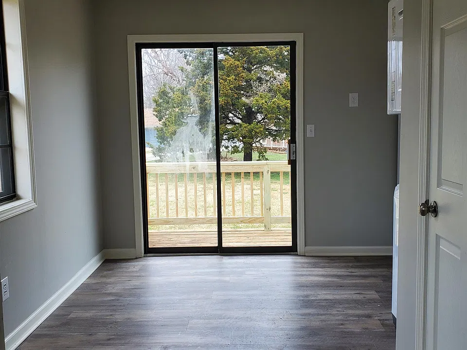 Dining area and deck