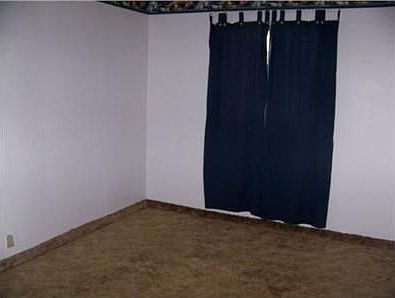 3rd image of 216 2nd Ave N