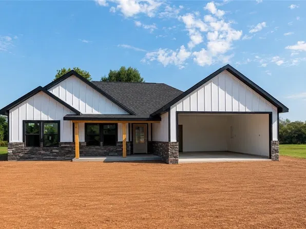 720 Angie Lynn St, Green Forest, AR 72638