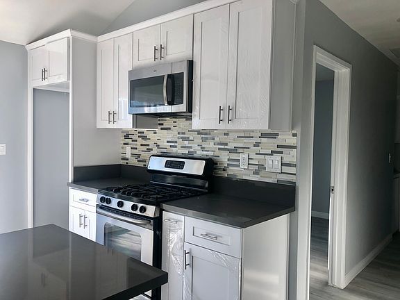 quartz countertop with backsplash