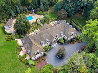 10 Boulder Rd, Tenafly, NJ 07670