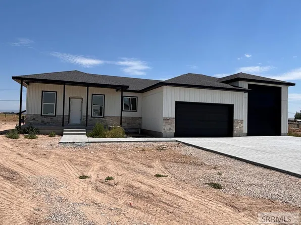 32 N Currant Ln, Rigby, ID 83442
