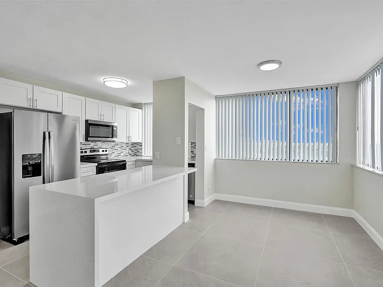 4222 Inverrary Blvd #4810 — Photo 2