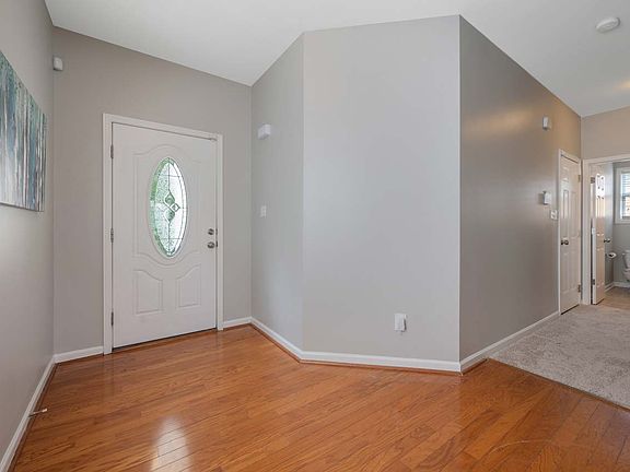 5th image of 1531 Golden Bell Dr