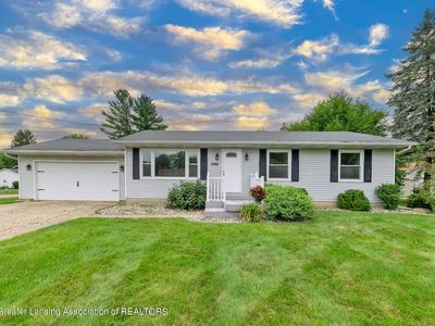 3942 Berry Ridge Dr, Holt, MI, 48842