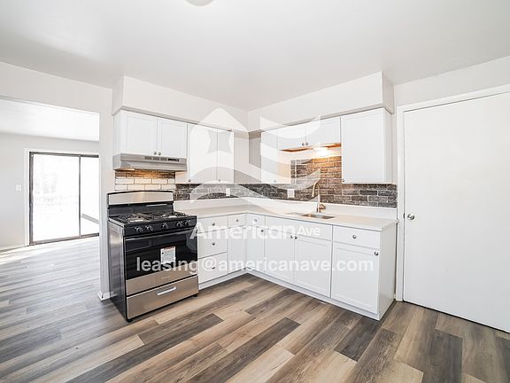 1669553_005_kitchen_14315424.jpg