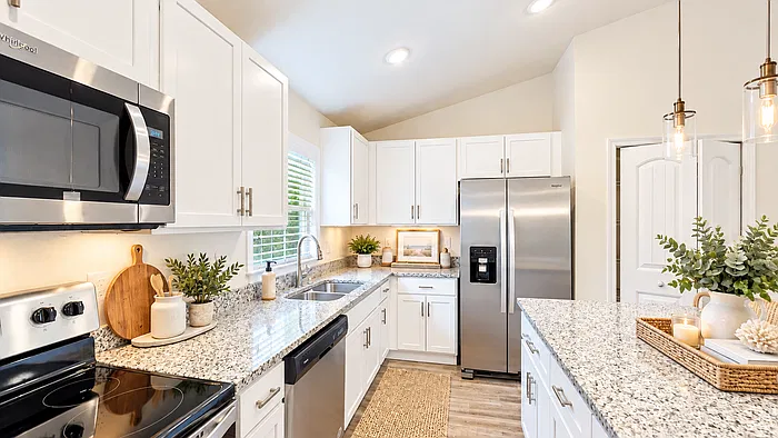 3 bed, 2.0 bath, 1500 sqft, $1,995 — Photo 3