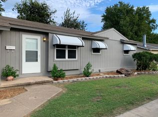1109 S Elm Pl, Broken Arrow, OK 74012