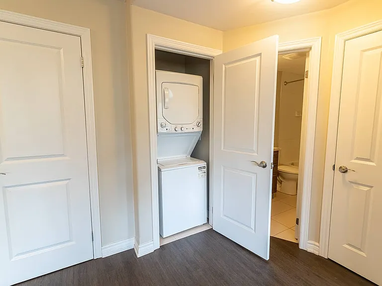 375 Scott St — Photo 7