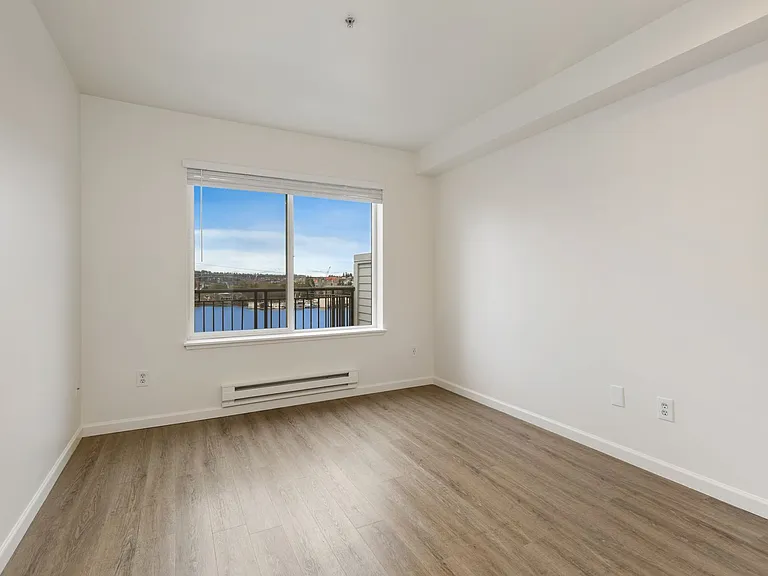 Remi Apartments — Photo 48