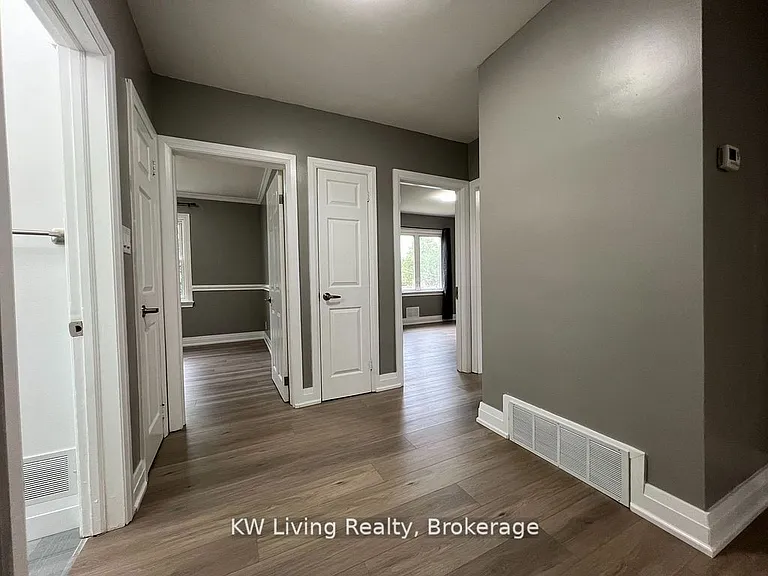 35 Vauxhall Dr #MAIN — Photo 11