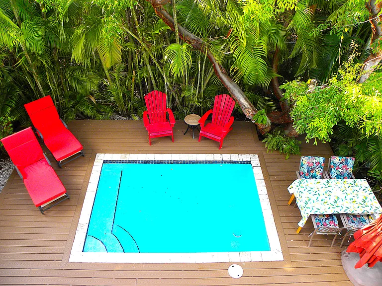 Pool on Rear Deck - Dine & Lounge - Very Private Tropical Setting!