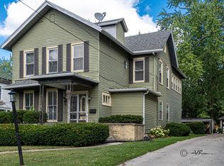 37 N Whistler Ave, Freeport, IL 61032