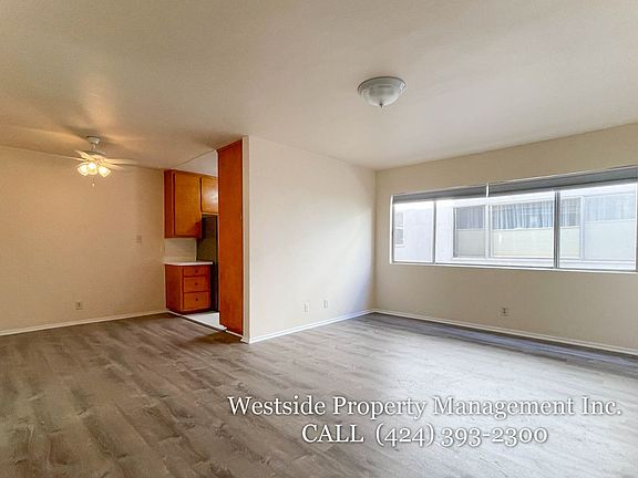 3rd image of 1823 Colby Ave #2