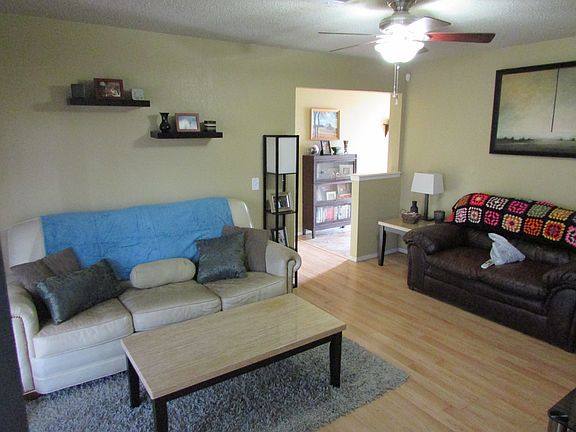 4th image of 1308 Sunrise Dr