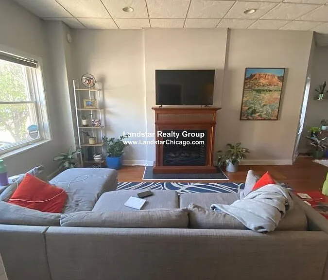 1419 W Grand Ave #1 — Photo 15