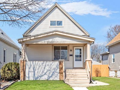 3718 East Pulaski AVENUE, Cudahy, WI, 53110