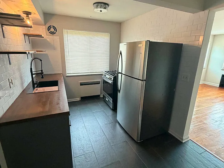 3914 E Gatewood Ln #4 — Photo 8