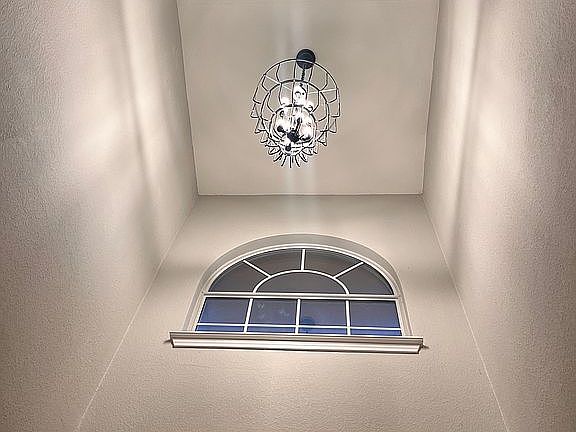 Vaulted entry