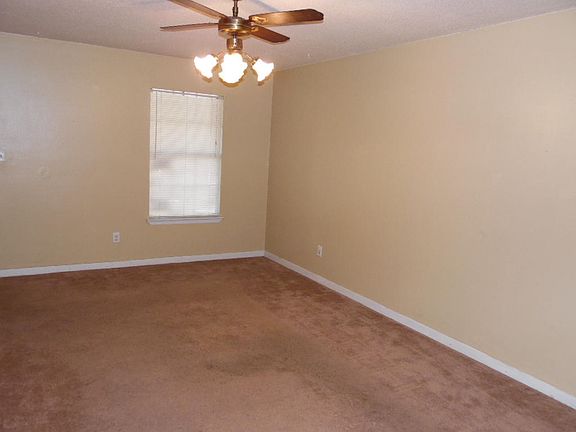 3rd image of 145 Mississippi Ave