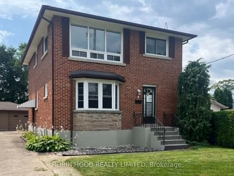6 Kingsway Cres #1