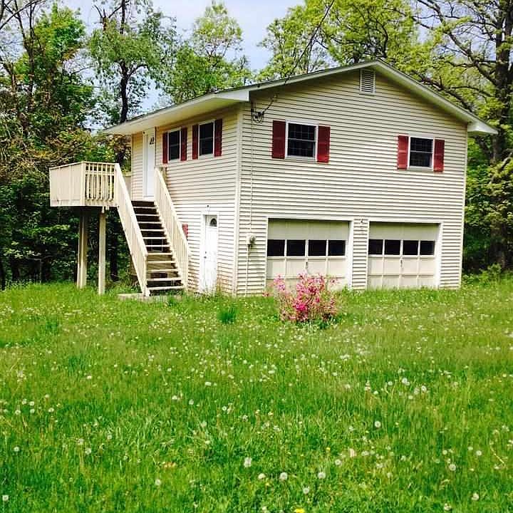 2nd image of 206-212 Rabbit Run Rd