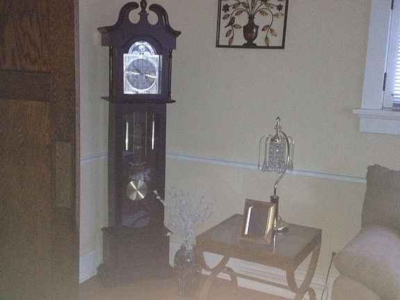 4th image of 1227 Amherst Pl