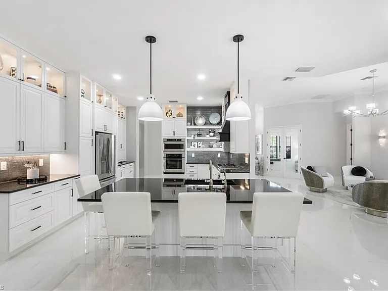 3440 Runaway Ln — Photo 9