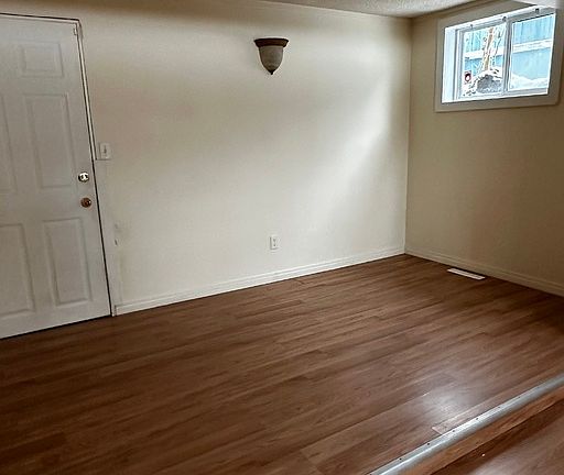 5th image of 12711 95th St NW